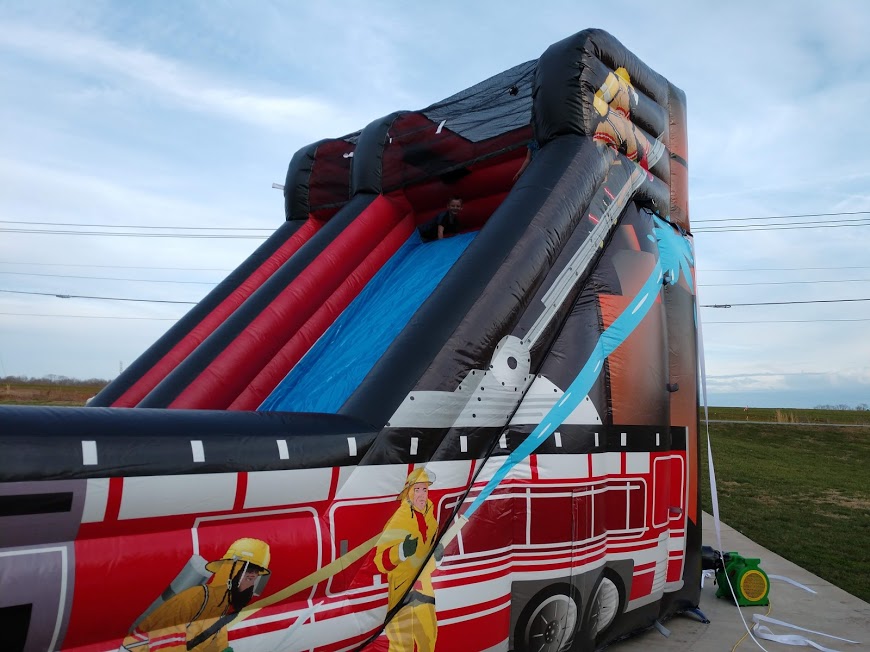 Image 10 of 22ft Fire Truck Slide