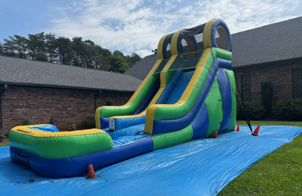 Image 5 of 20ft Fast Straight Slide
