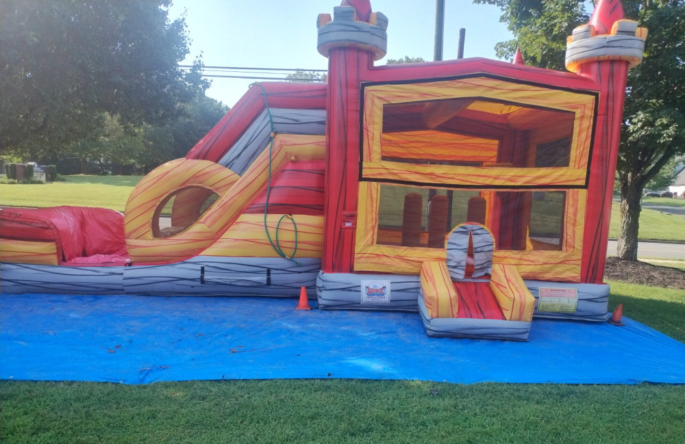 Image 7 of Themed Red Hot Combo